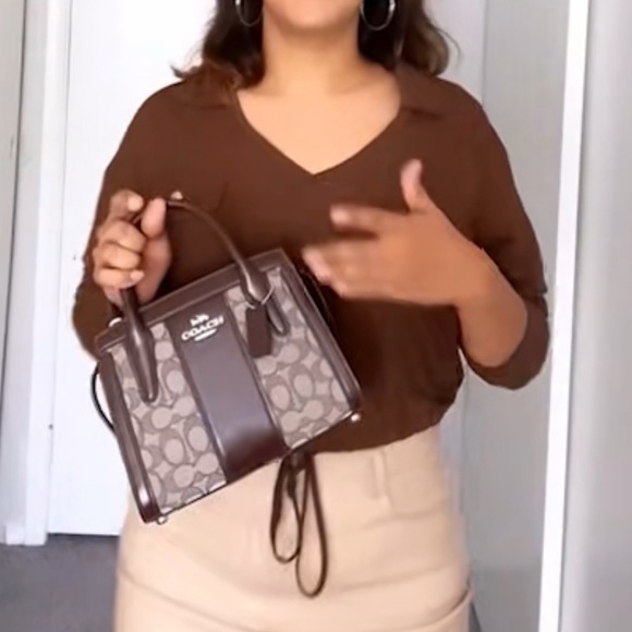 Coach Andrea Carry All Bag In Signature Jacquard NWT - Picture 3 of 9